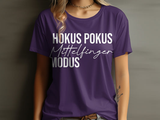 Hokus Pokus Mittelfinger Modus Graphic Tee