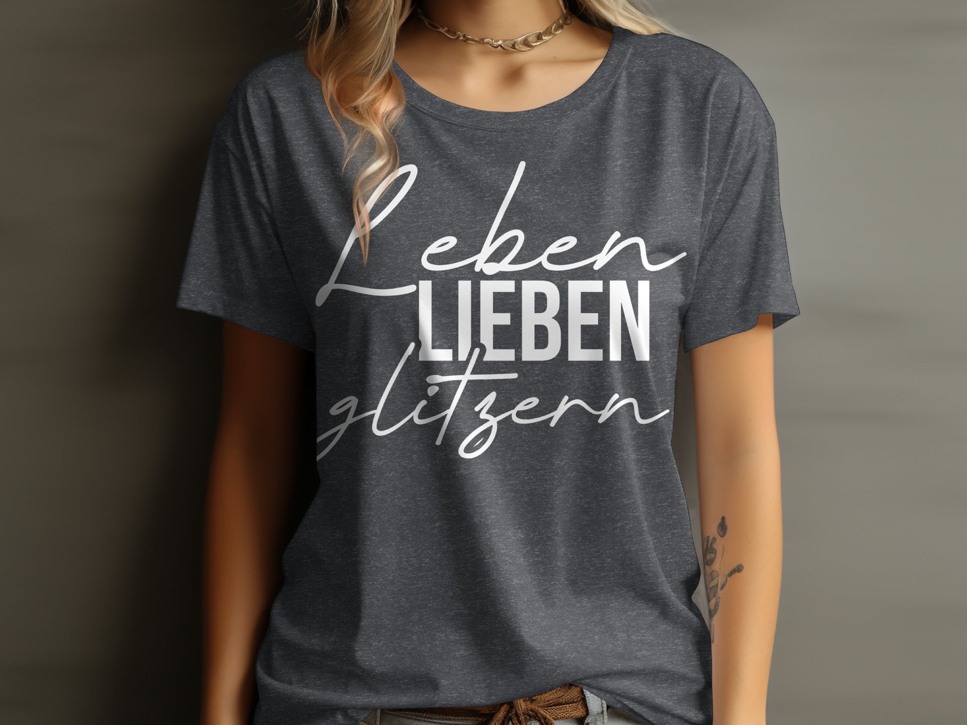 Leben Lieben Glitzern Graphic Tee Product