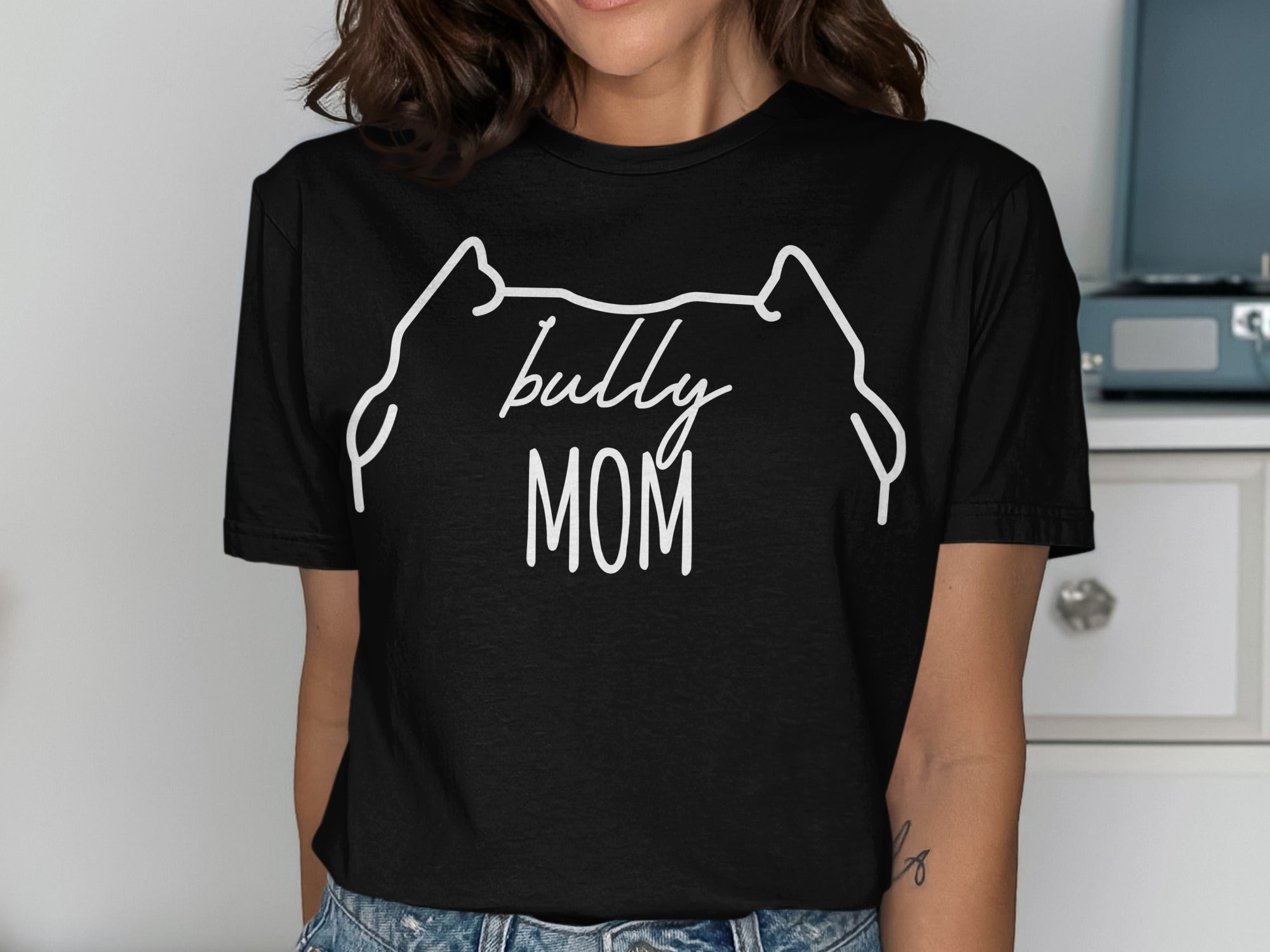 Bully Mom Graphic Tee with Cute Dog Design