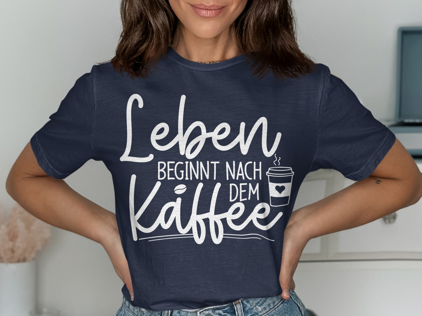 Leben beginnt nach dem Kaffee graphic shirt