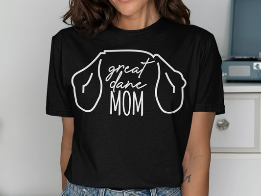 Great Dane Mom Graphic Tee for Dog Lovers