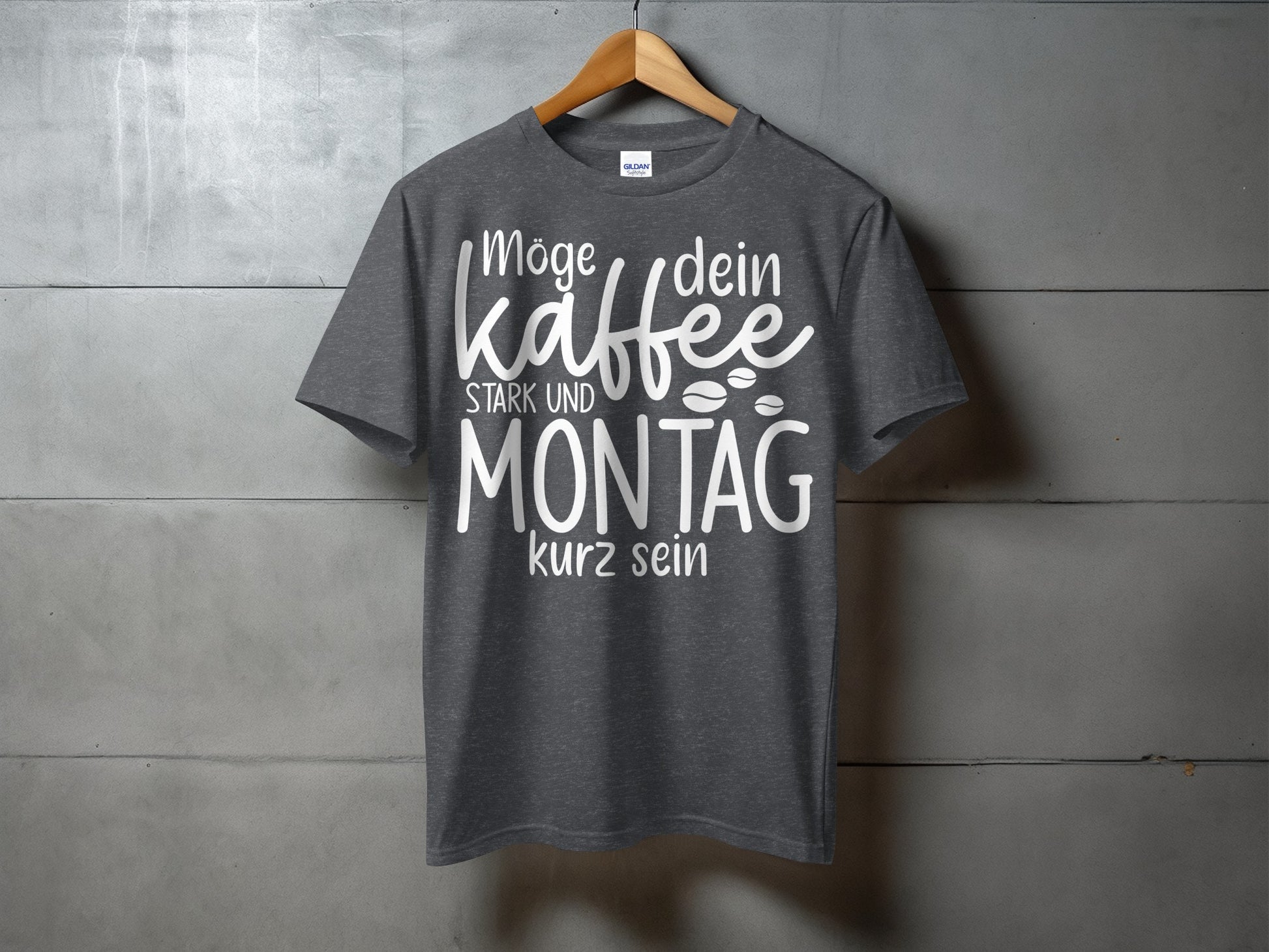 Möge dein Kaffee stark und Montag kurz sein T-shirt