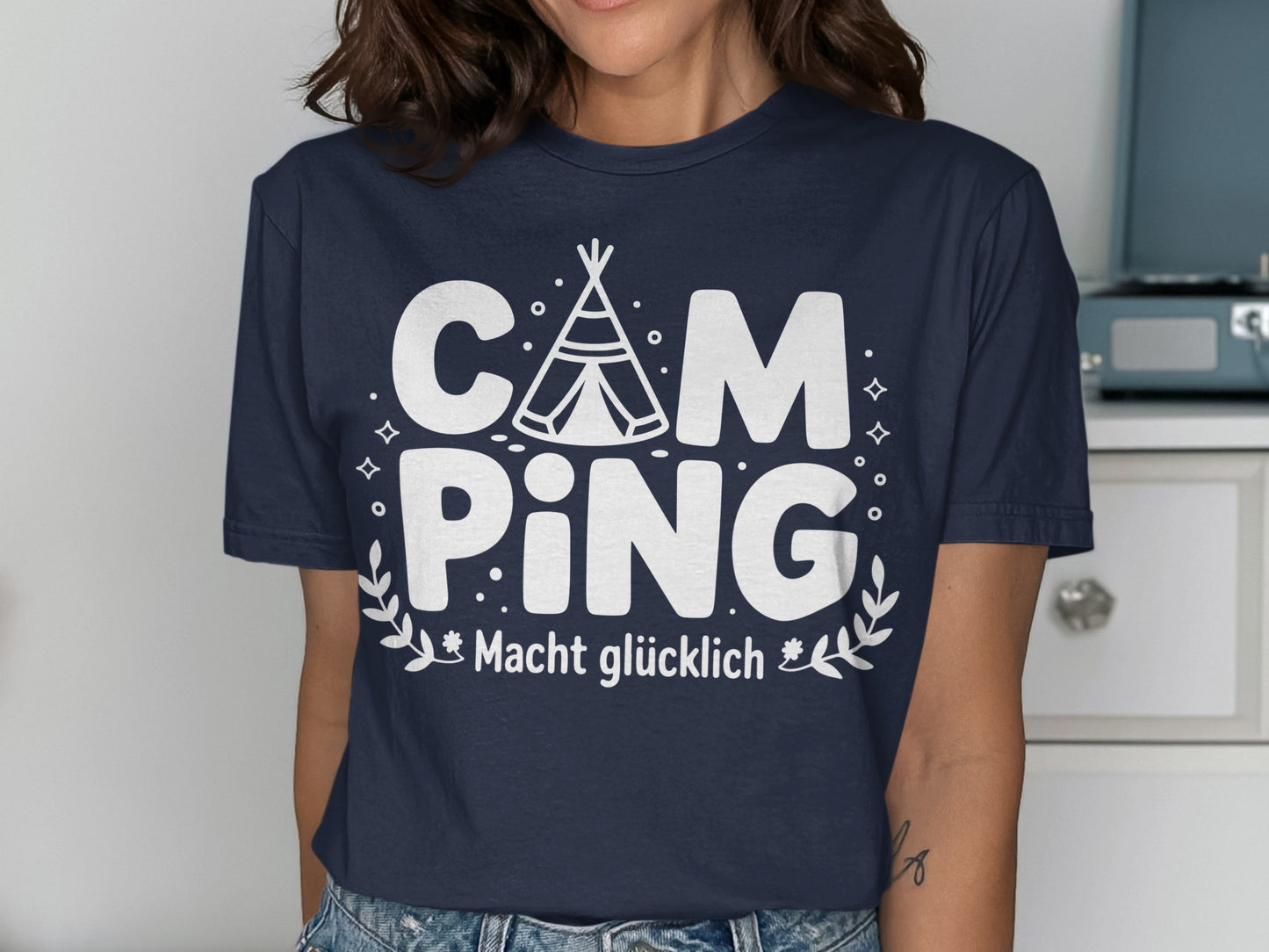Camping Macht Glücklich Fun Outdoor Adventure Shirt