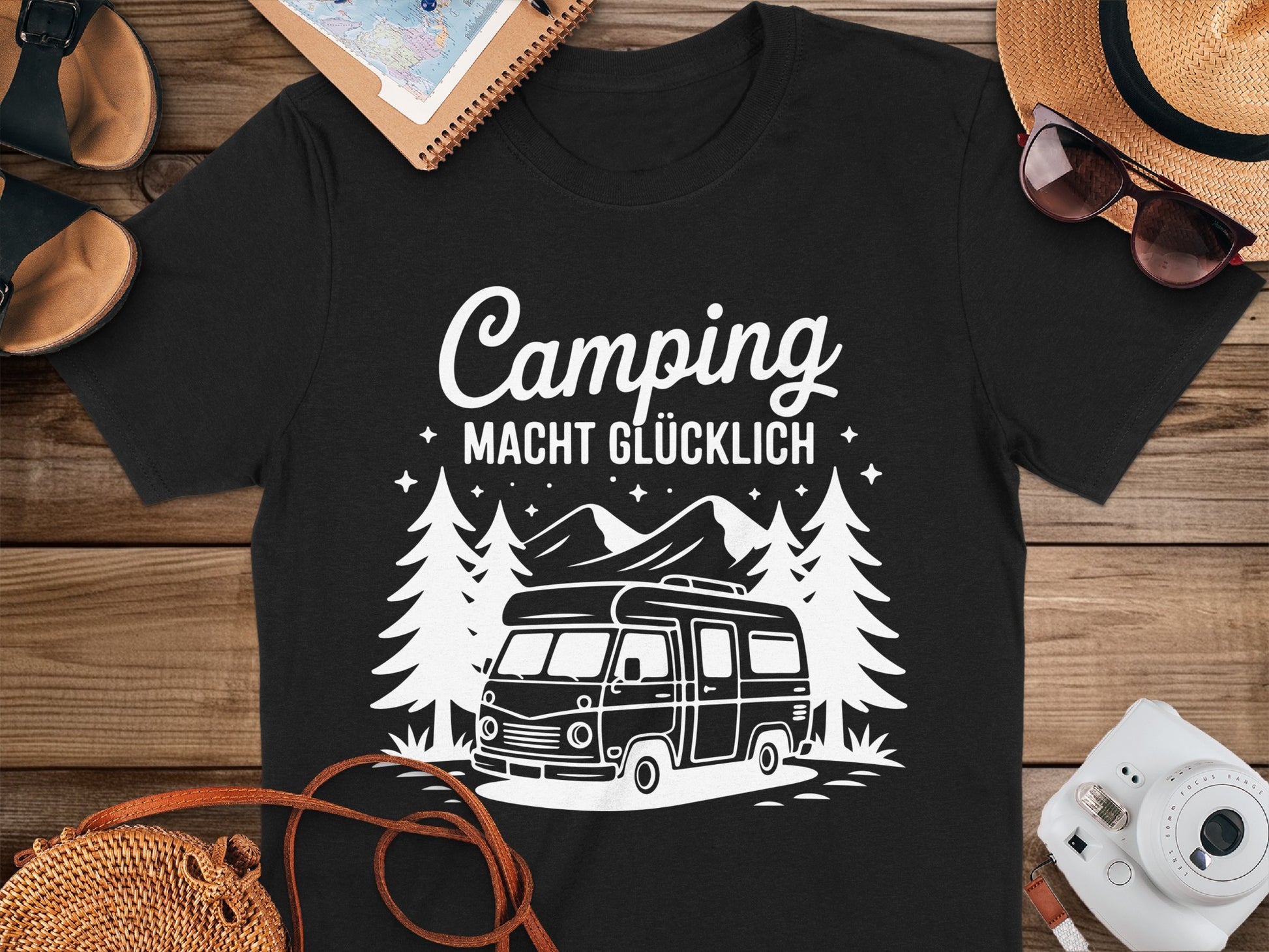 Camping Macht Glücklich T-Shirt for Outdoor Adventures