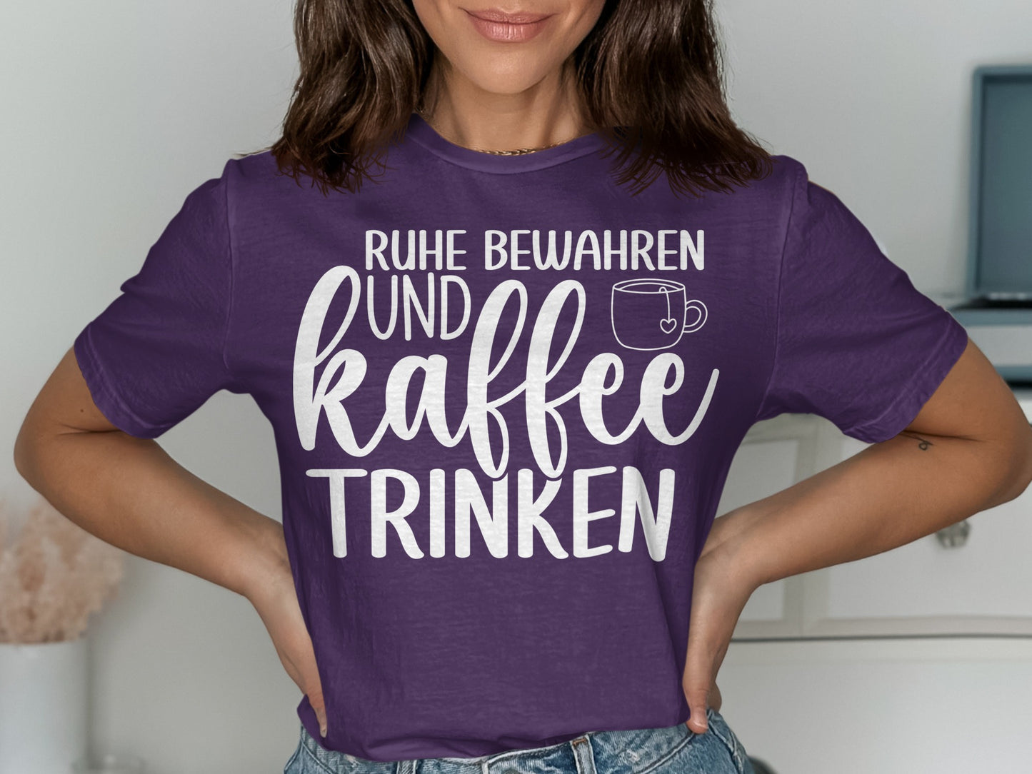 Ruhe Bewahren Und Kaffee Trinken T-Shirt