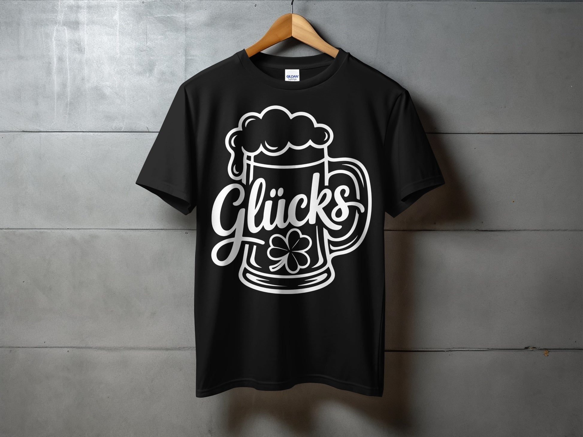 Glücks Beer Mug Clover Design T-Shirt product