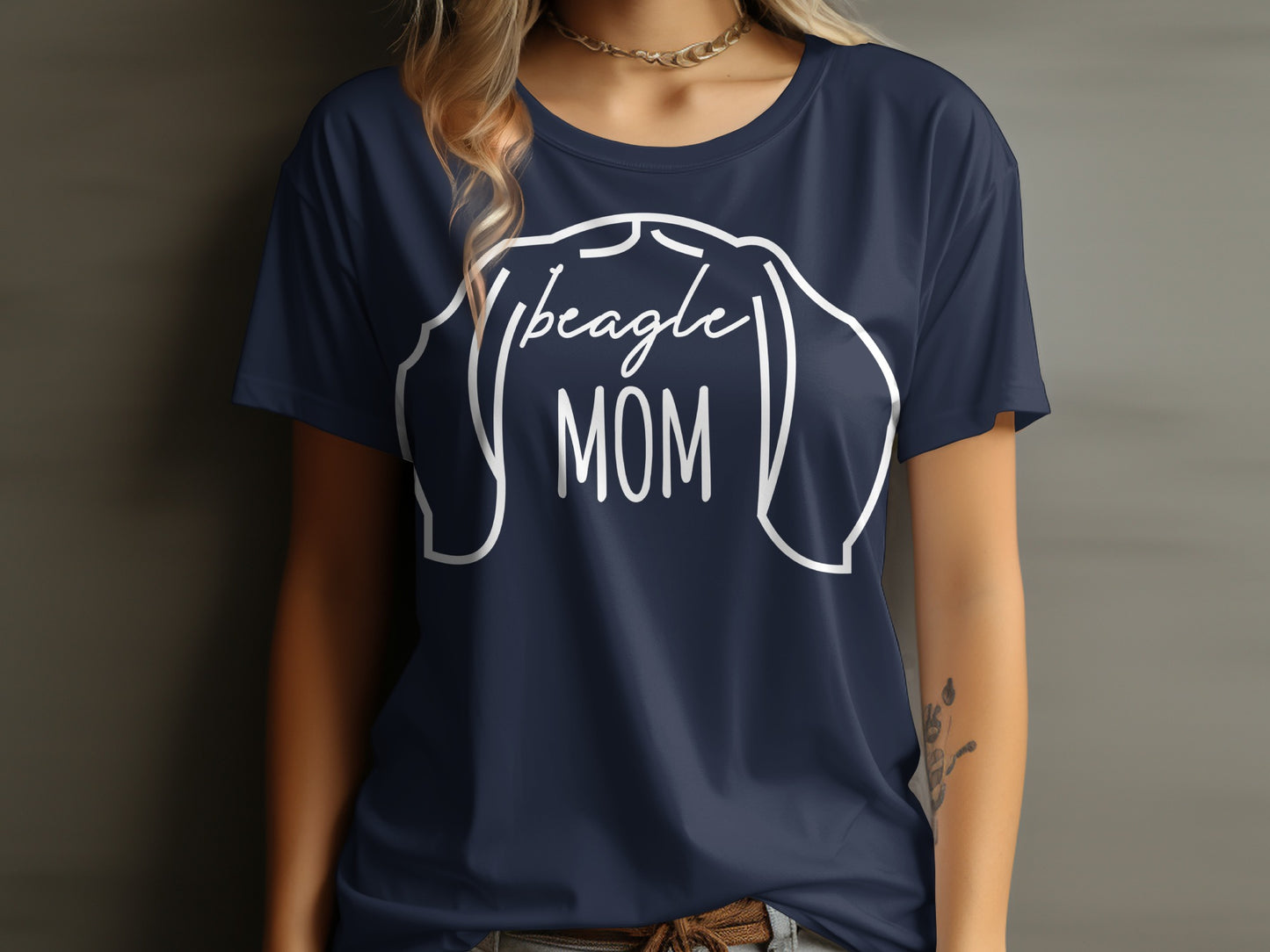Beagle Mom Graphic Tee Perfect for Dog Lovers