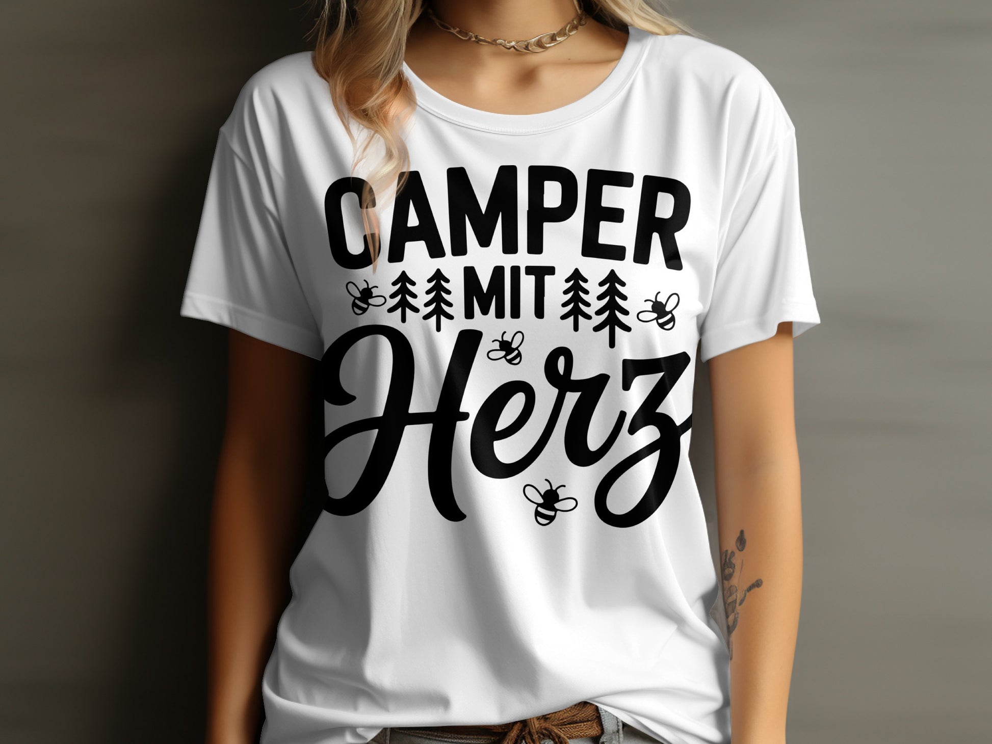 Camper Mit Herz Graphic Tee Nummer Eins For Camping