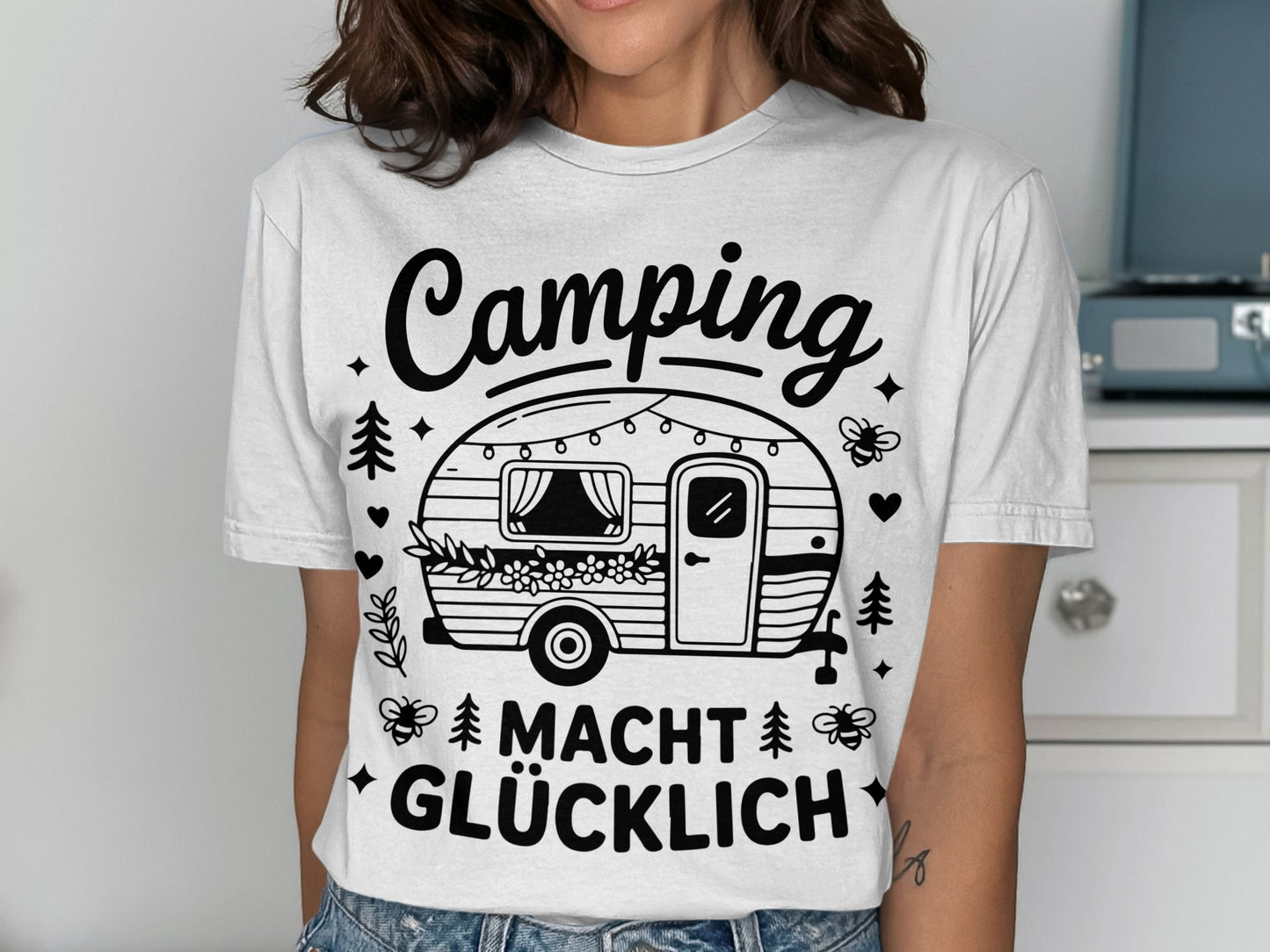 Camping Macht Glücklich Graphic T-Shirt