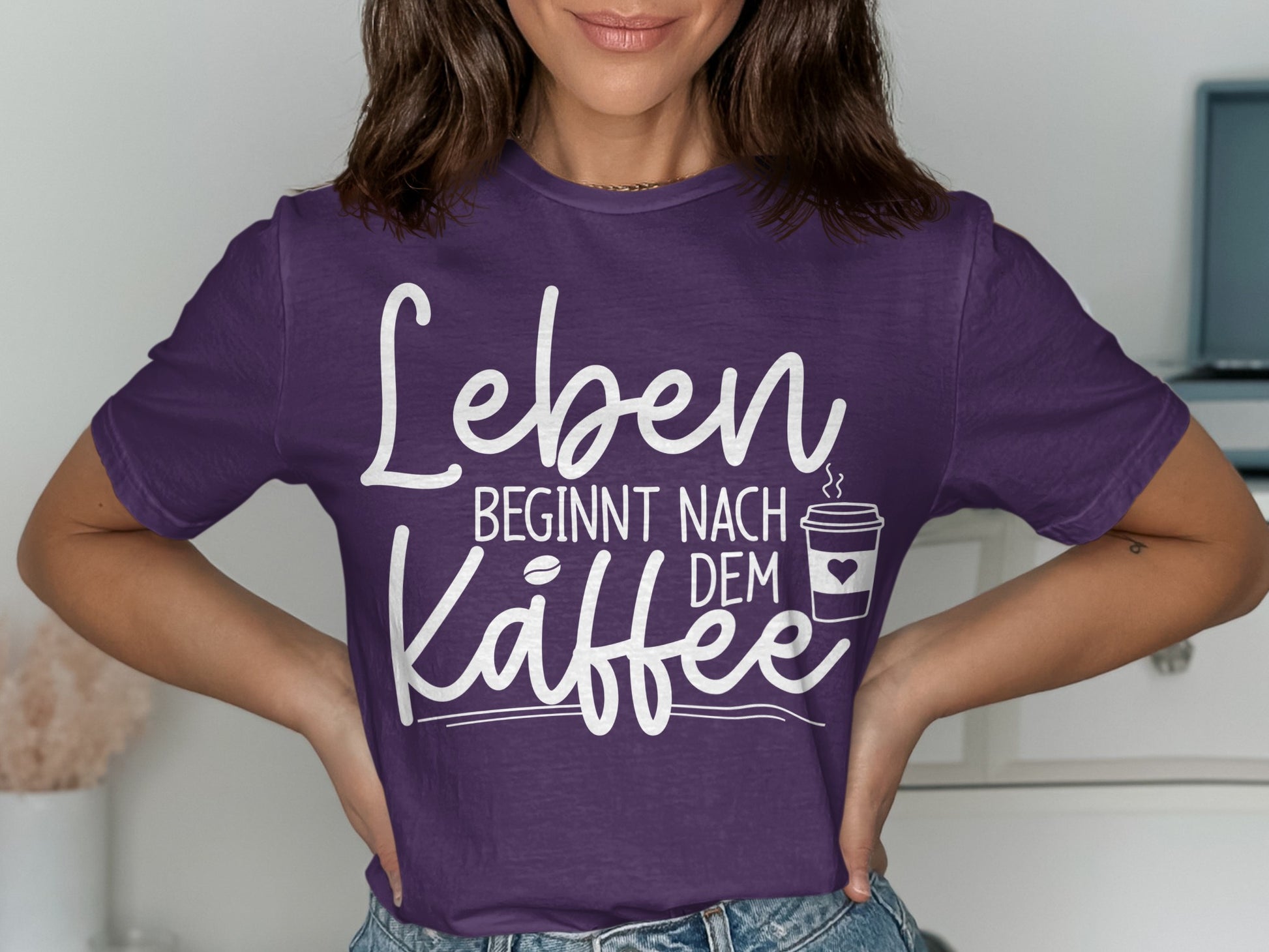 Leben beginnt nach dem Kaffee T-shirt