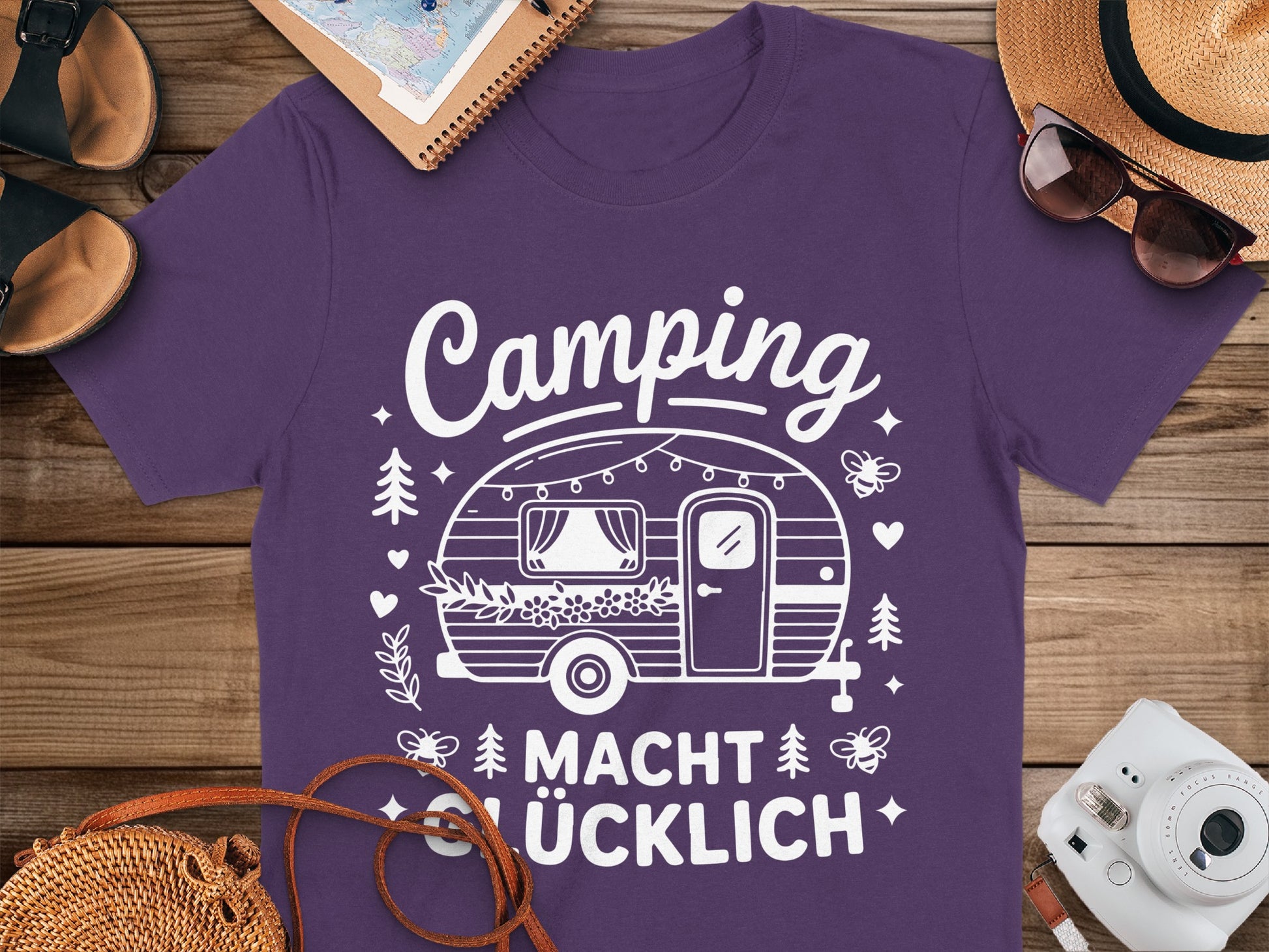 Camping Macht Glücklich Graphic T-Shirt