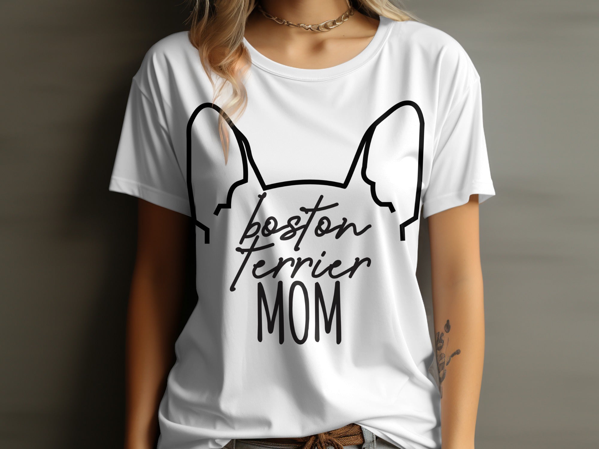 Boston Terrier Mom Stylish Graphic T-Shirt