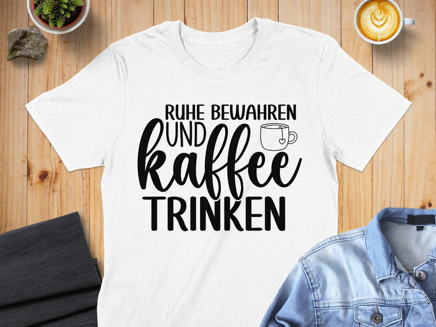Ruhe Bewahren Und Kaffee Trinken T-shirt