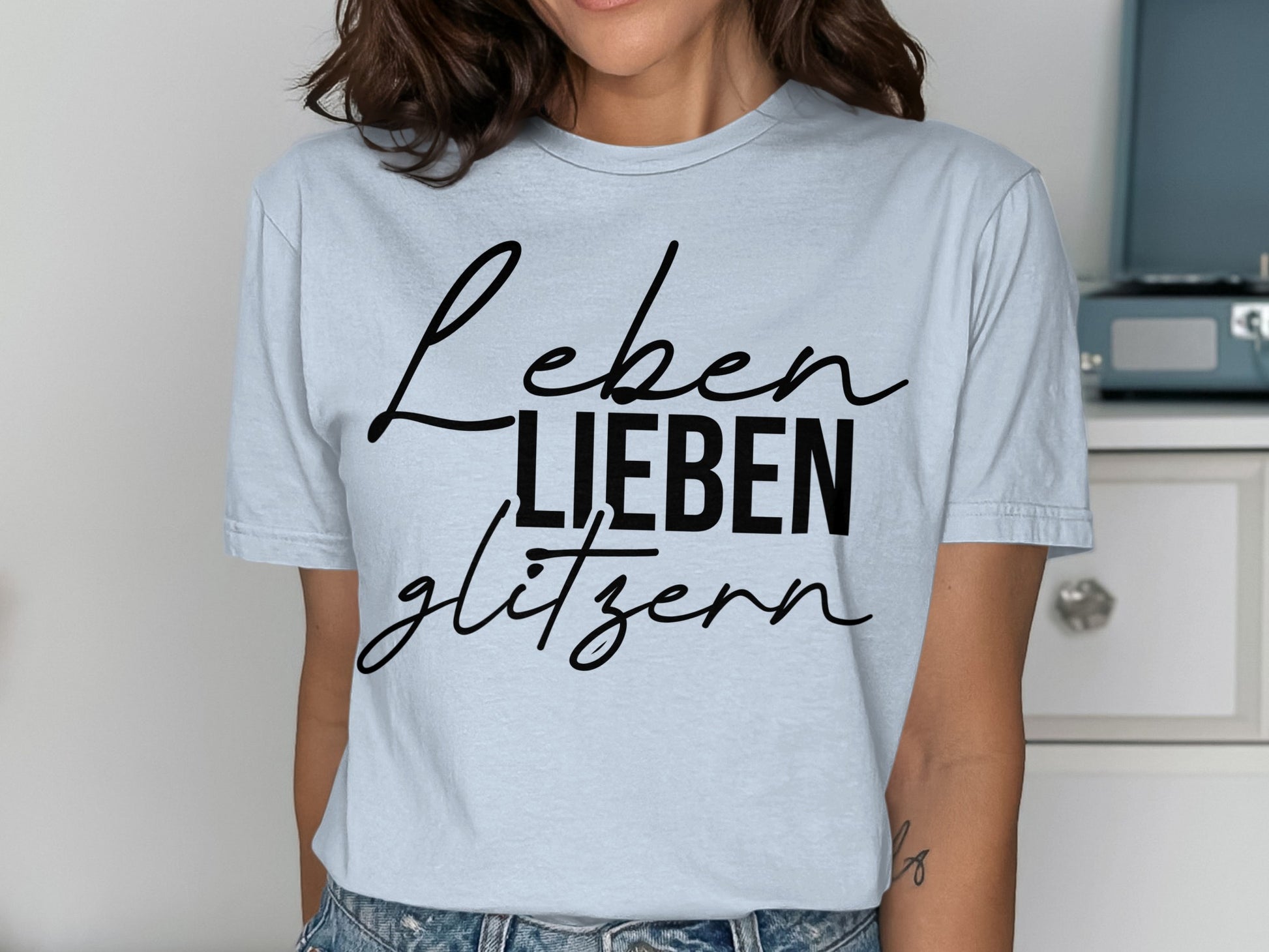 Leben Lieben Glitzern Graphic T-Shirt