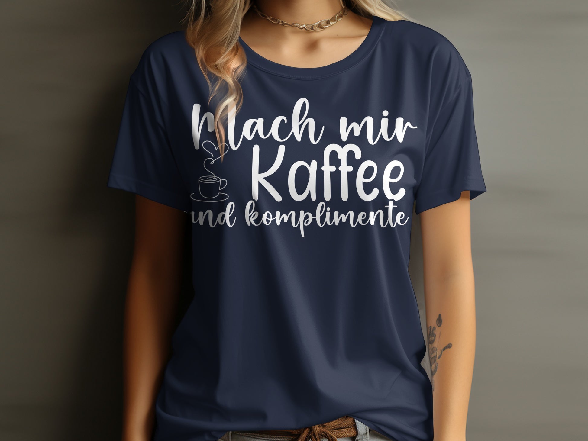 Mach mir Kaffee und Komplimente T-Shirt