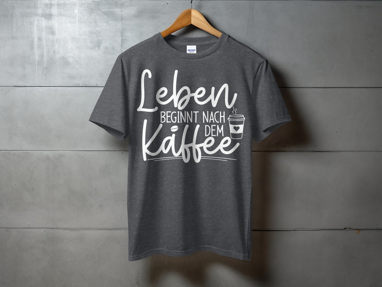 Leben beginnt nach dem Kaffee graphic t-shirt product