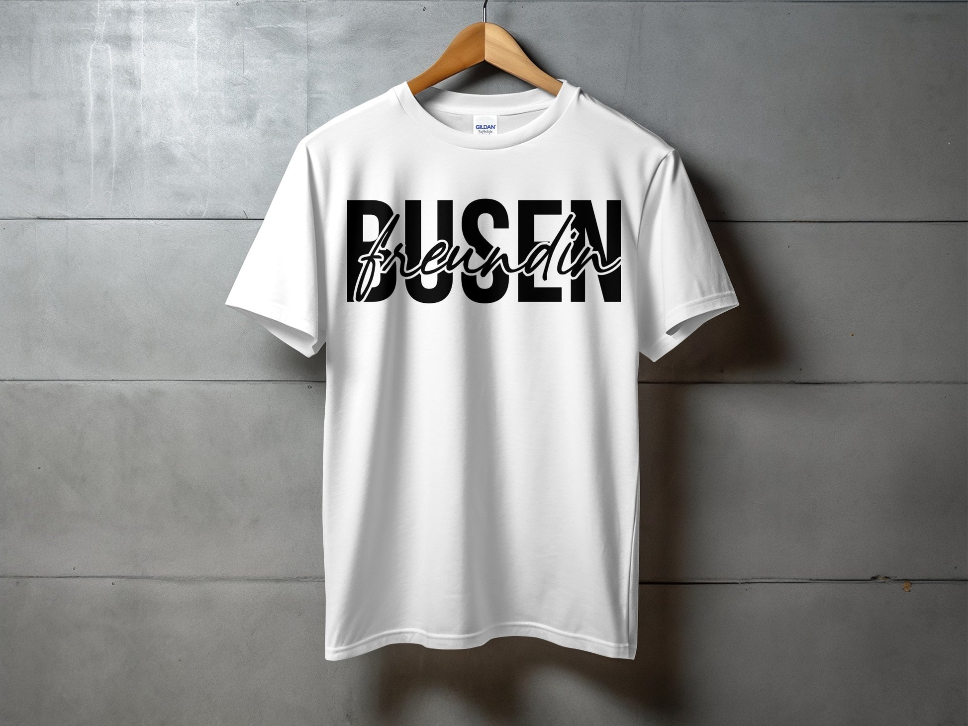 Trendy Fashionable Busenfreundin Graphic T-Shirt