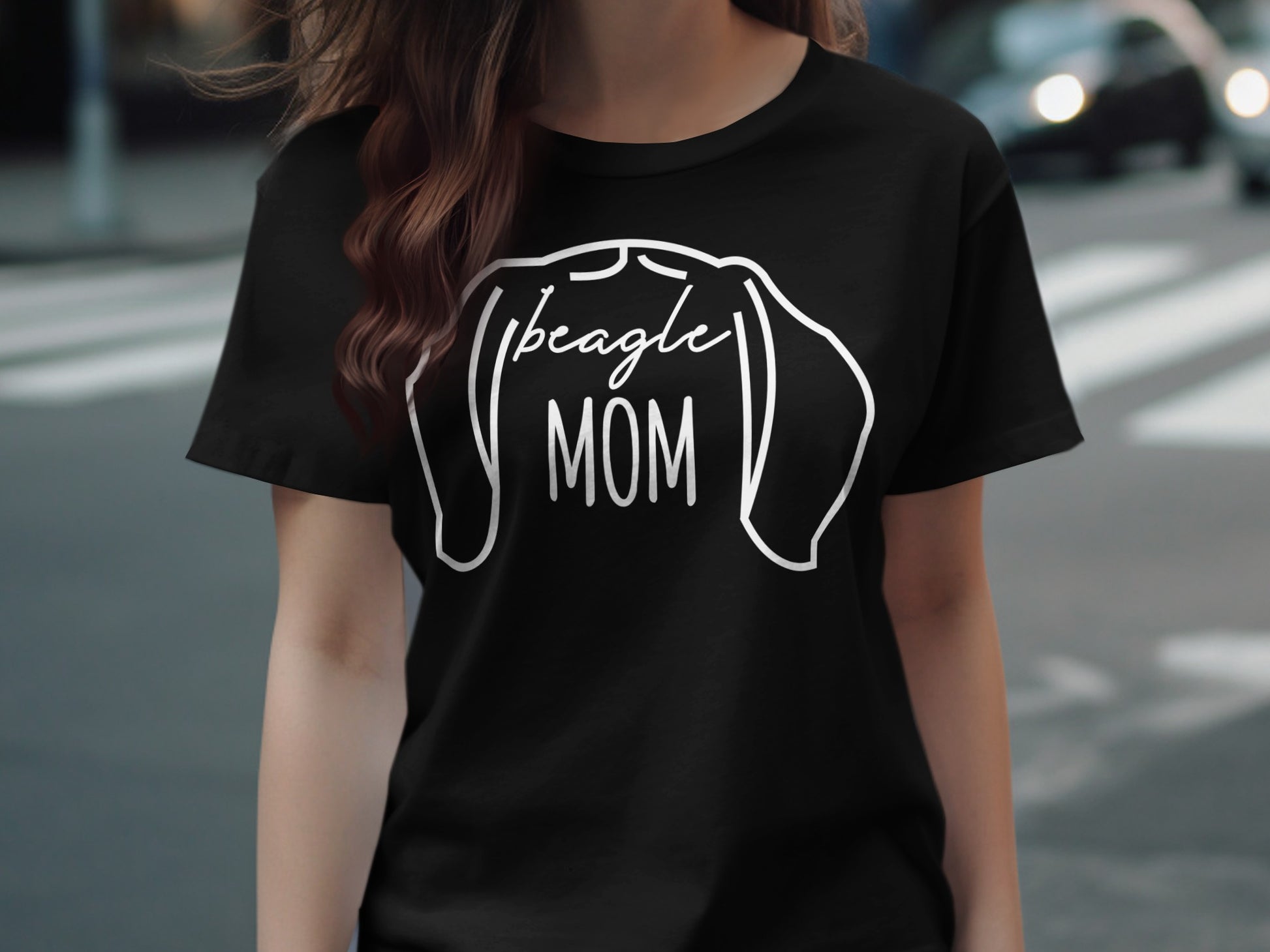 Beagle Mom Graphic Tee Perfect for Dog Lovers