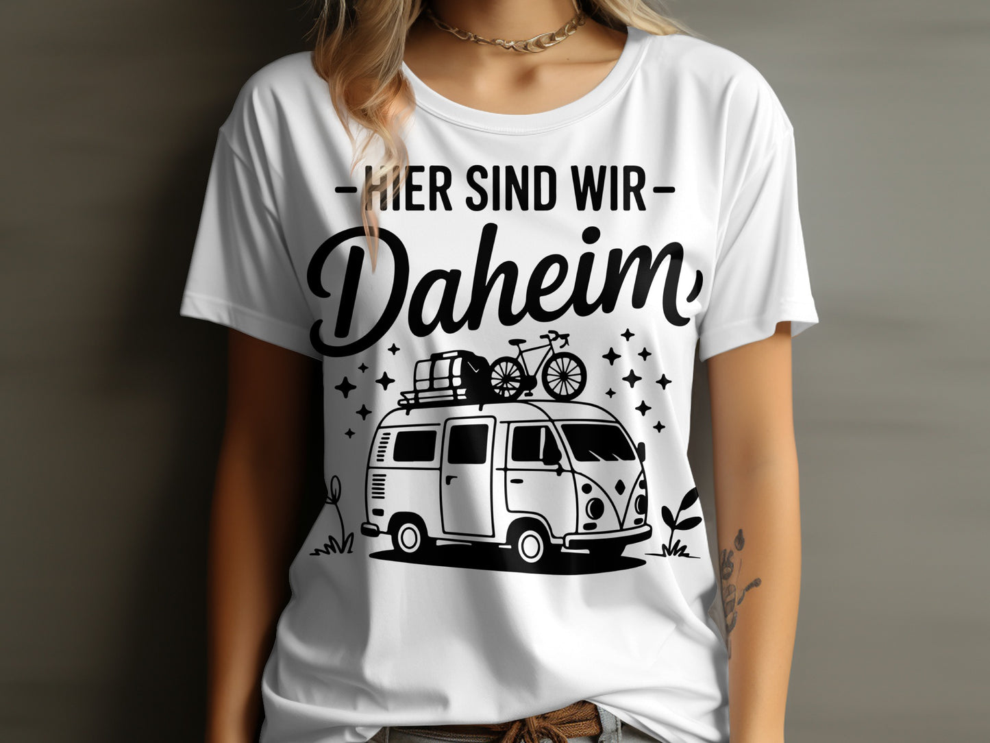 Hier sind wir - Daheim graphic t-shirt