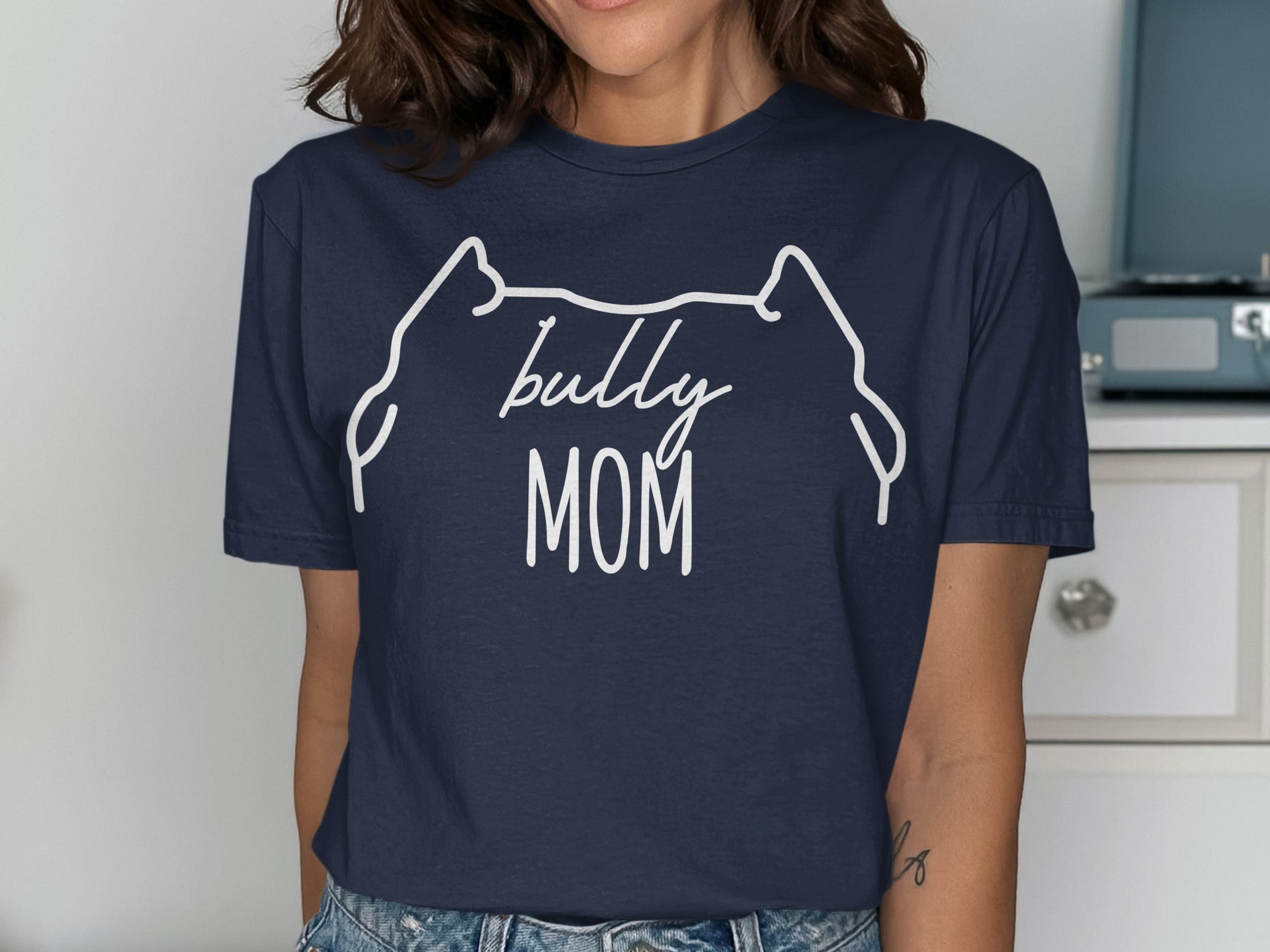 Bully Mom Graphic T-shirt for Dog Lovers