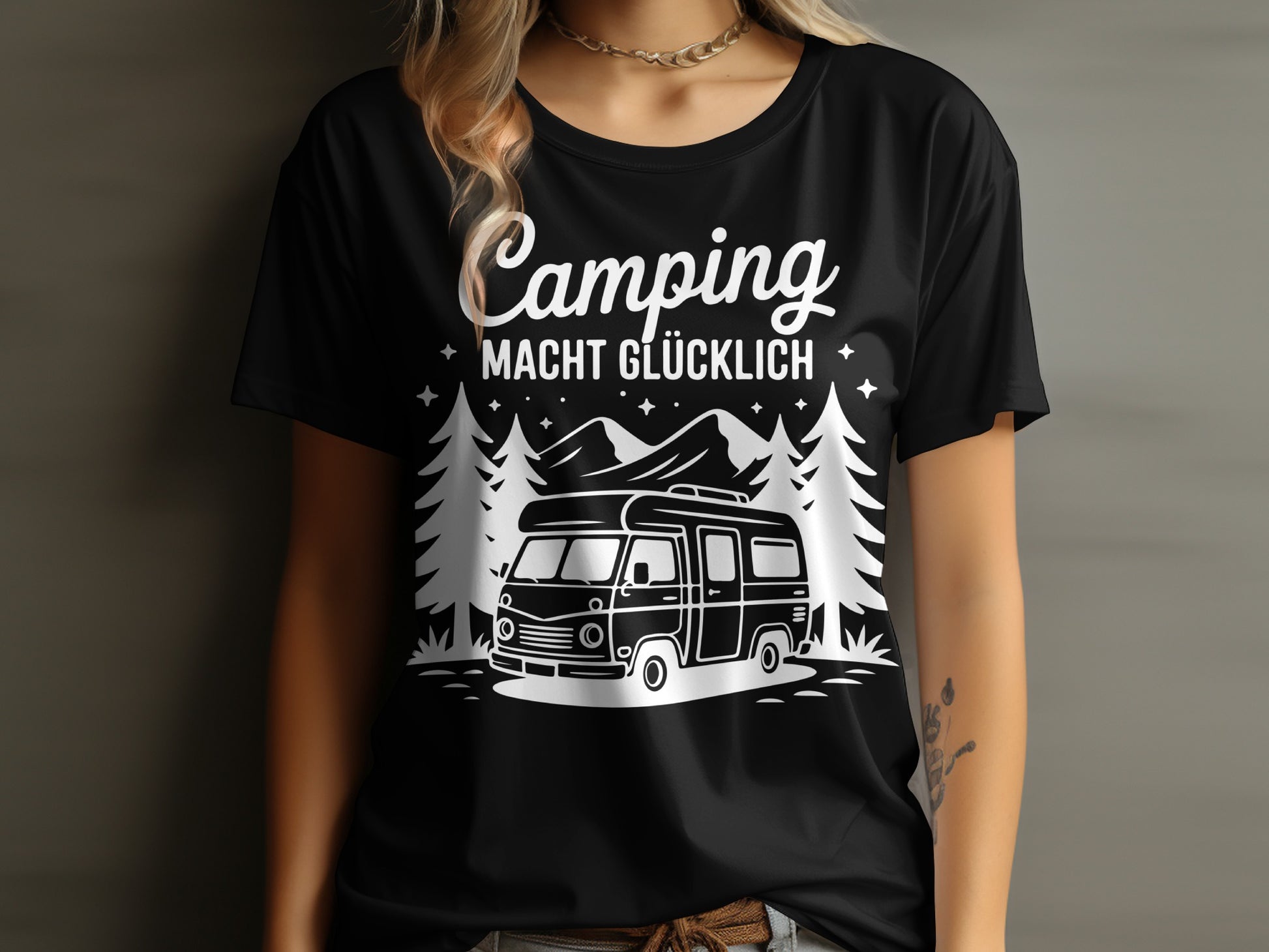 Camping Macht Glücklich Graphic T-Shirt