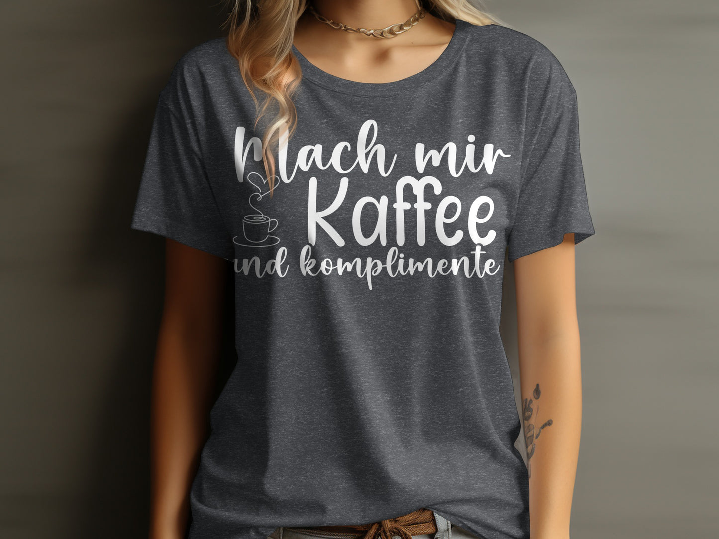 Mach mir Kaffee und Komplimente shirt