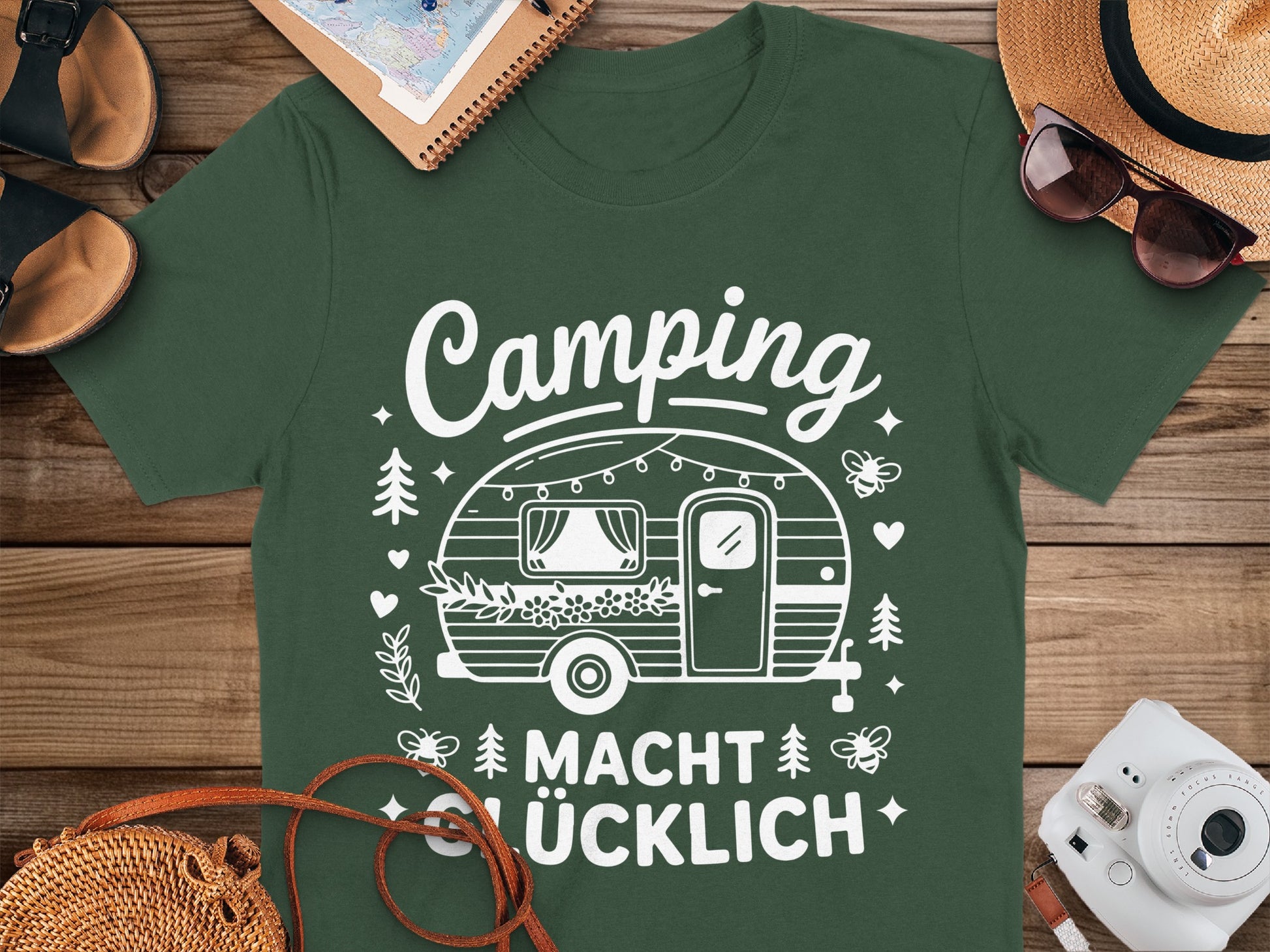 Camping Macht Glücklich Outdoor T-Shirt Product