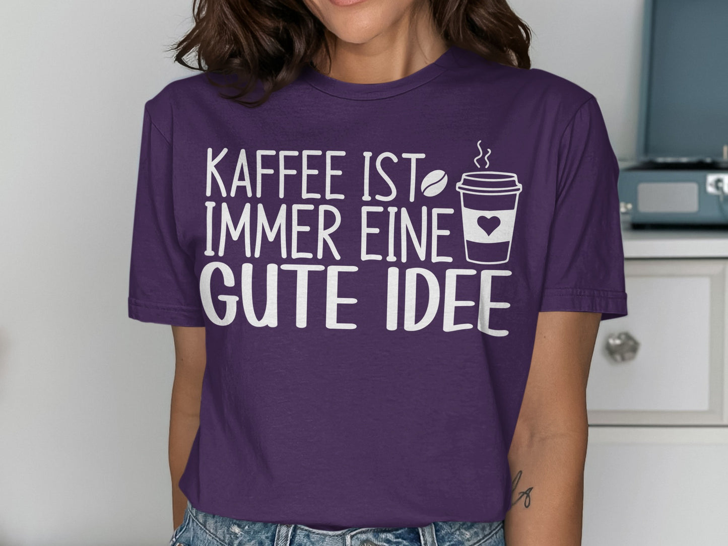 Kaffee ist immer eine gute Idee T-shirt