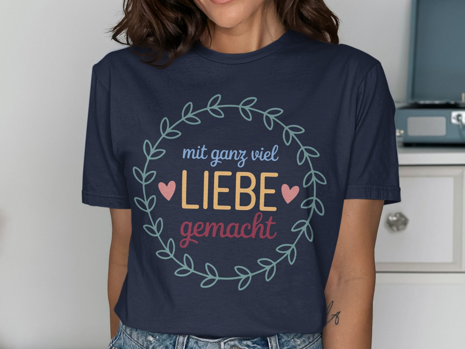 Mit ganz viel Liebe gemacht T-Shirt