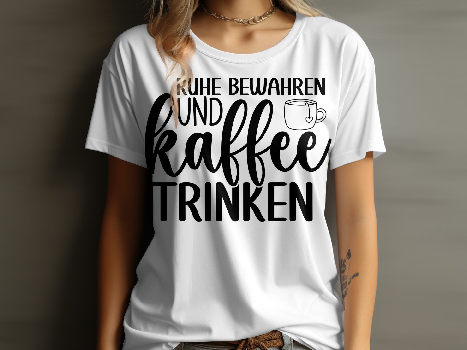 Ruhe bewahren und Kaffee trinken graphic tee