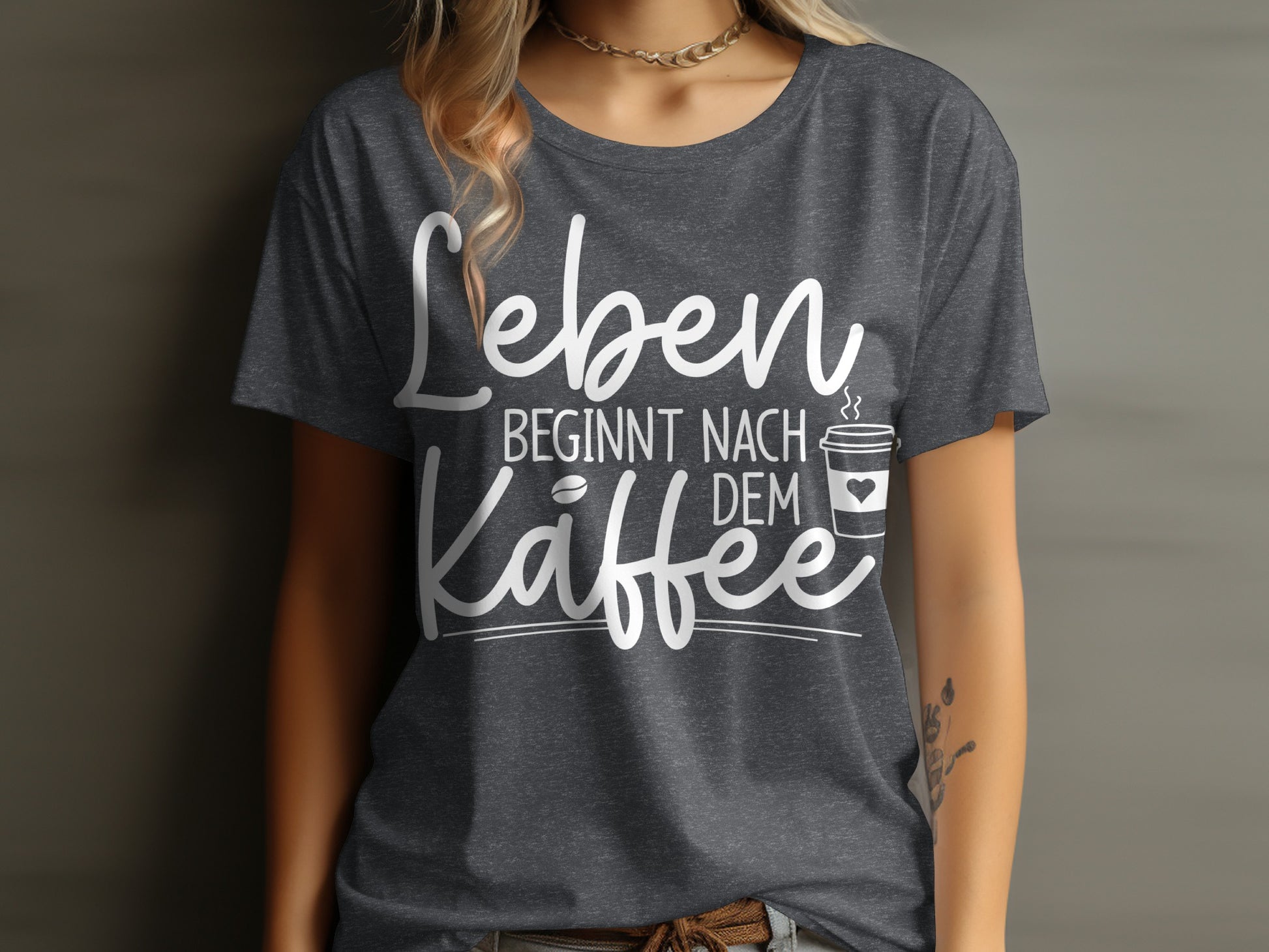 Leben beginnt nach dem Kaffee statement t-shirt