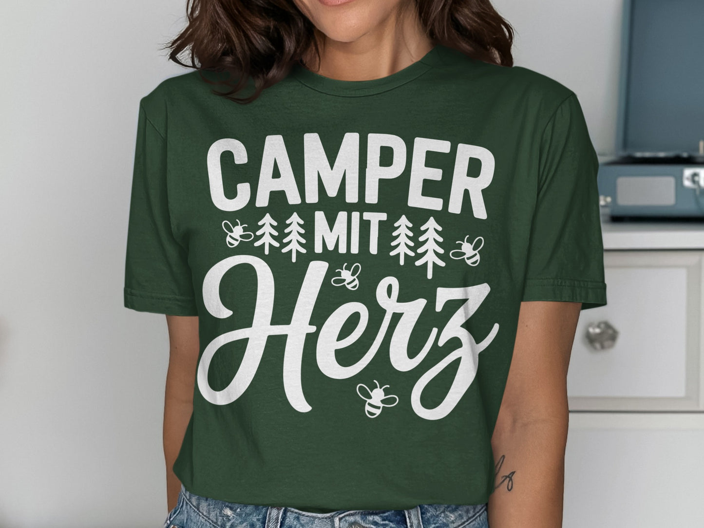 Camper Mit Herz Tee for Outdoors Enthusiasts