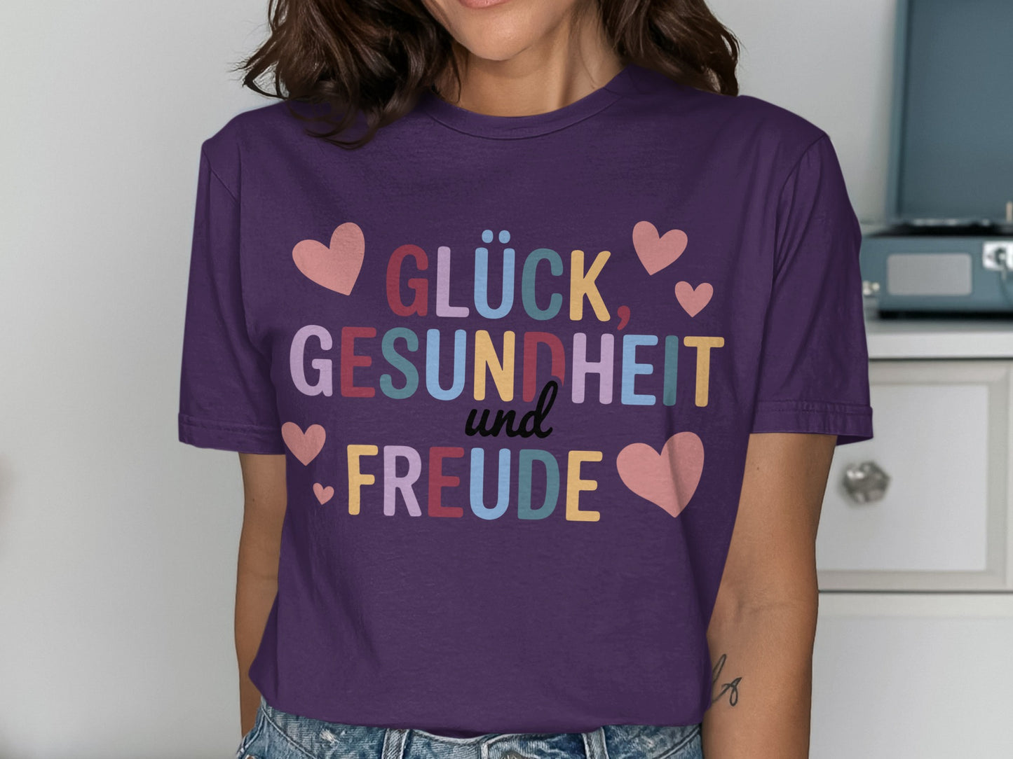 Glück Gesundheit und Freude Graphic Tee