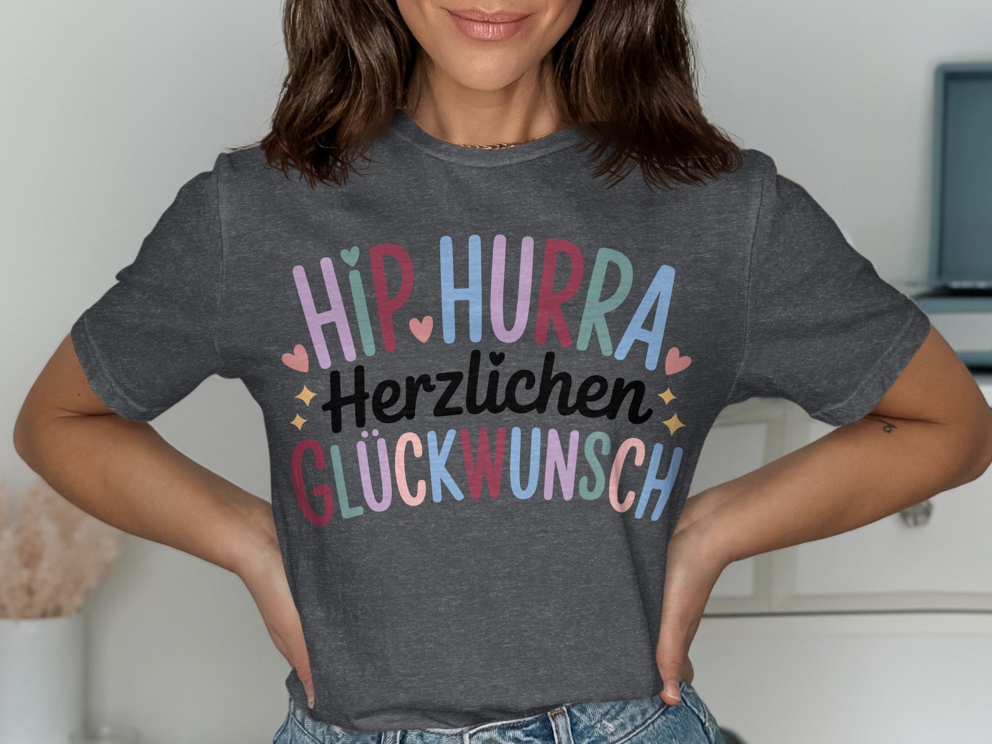 Hip Hurra Herzlichen Glückwunsch Graphic Tee