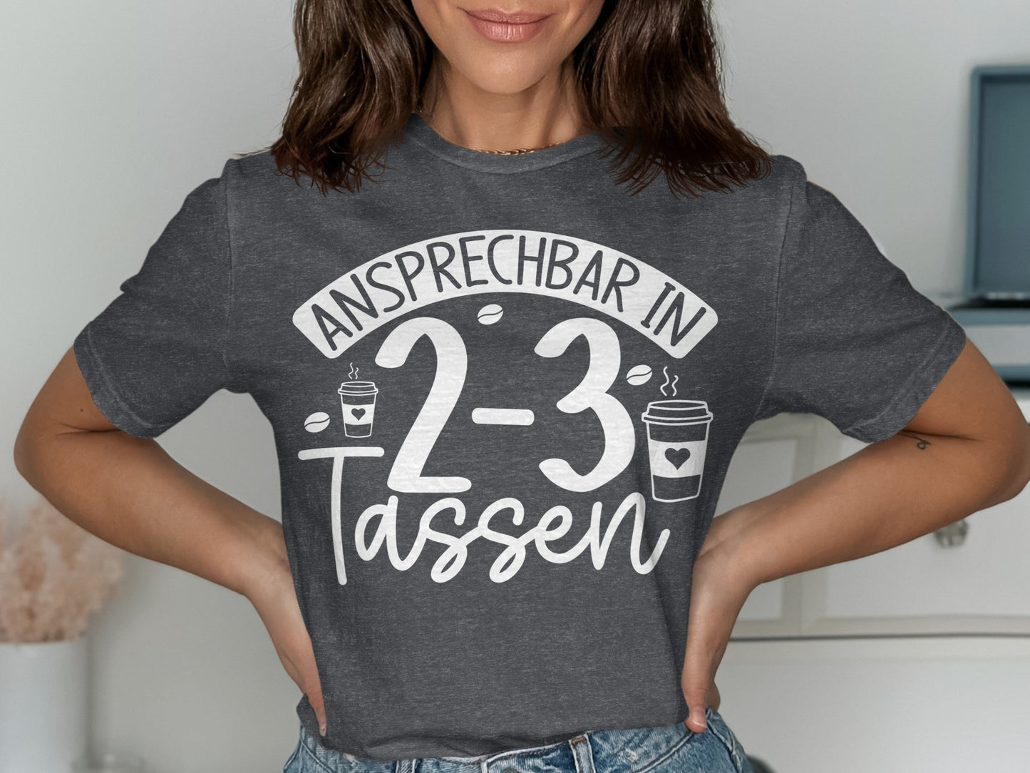 Ansprechend in 2-3 Tassen Graphic Shirt Design